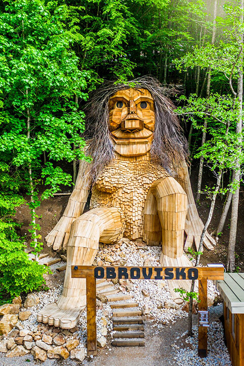 Drevený obor v rodinnom parku Obrovisko